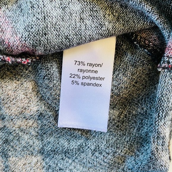 Maurices 24/7 Plaid Keyhole Twist-Knot Sweater Size Medium - Picture 7 of 8